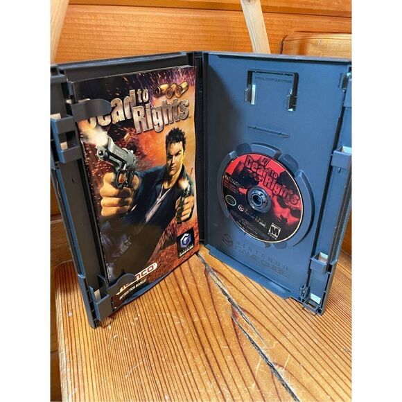 Nintendo GameCube Dead to Rights VideoGame  2002 - Mature - Preowned - Picture 2 of 3